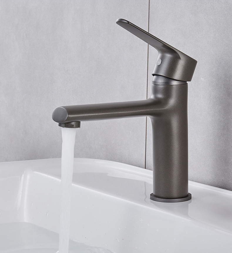 水龙头颜色黑色阀芯类型陶瓷片阀芯表面工艺黑漆有可授权的自有品牌是