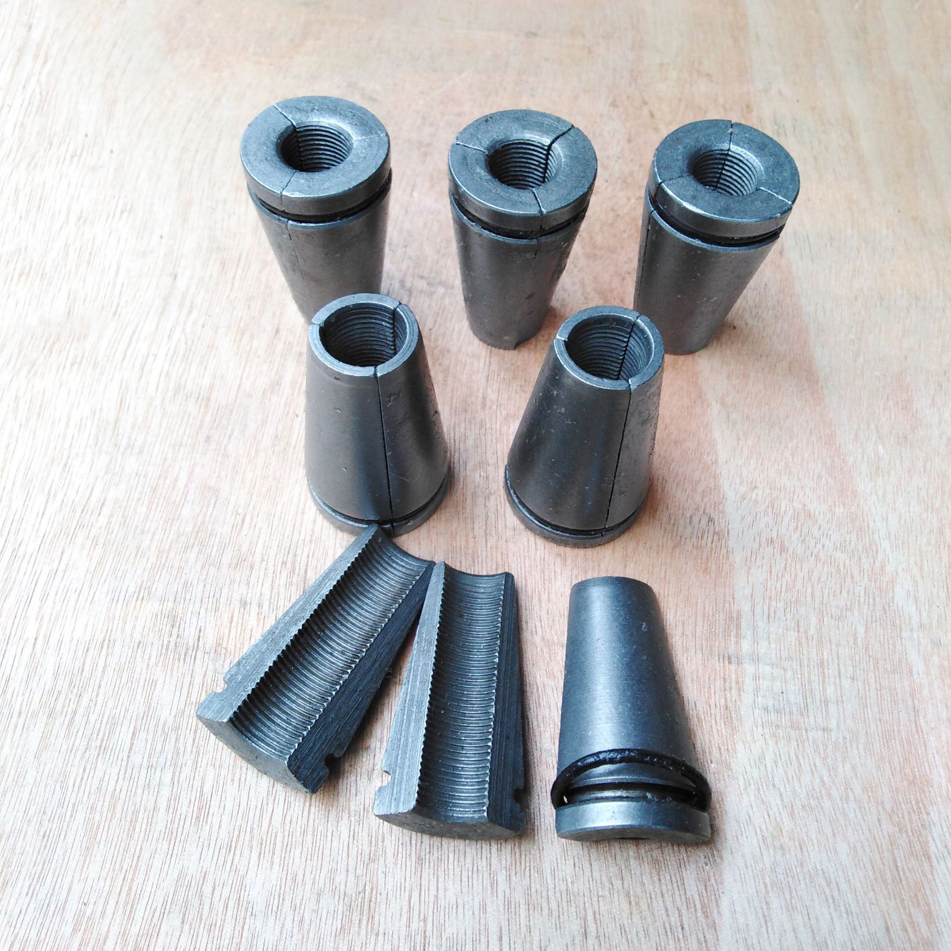 24mm钢绞线夹片 15g 工具夹片 张拉 预应力夹具 邱姆厂家直销