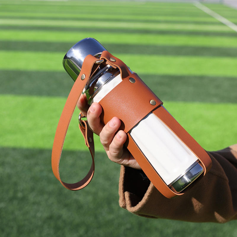可调节斜跨皮革保温杯套 随行咖啡杯乐扣手提皮质杯套