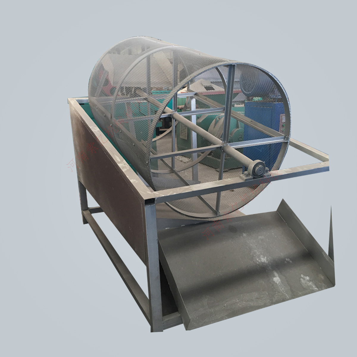 工地建筑垃圾滚筒筛分机砂石圆筒筛移动型自动进料滚筒筛沙机