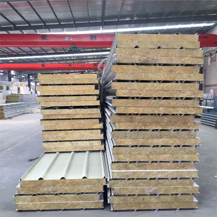 宝钢屋面防火隔热岩棉彩钢瓦 鞍钢0.4厚0.5厚0.