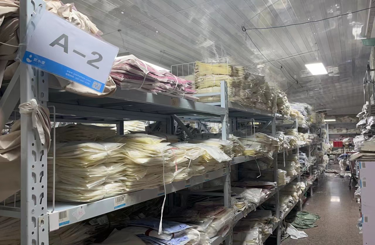 广州伊诺美实力雄厚,重信用,守合同,保证产品质量,以多类目经营和薄利