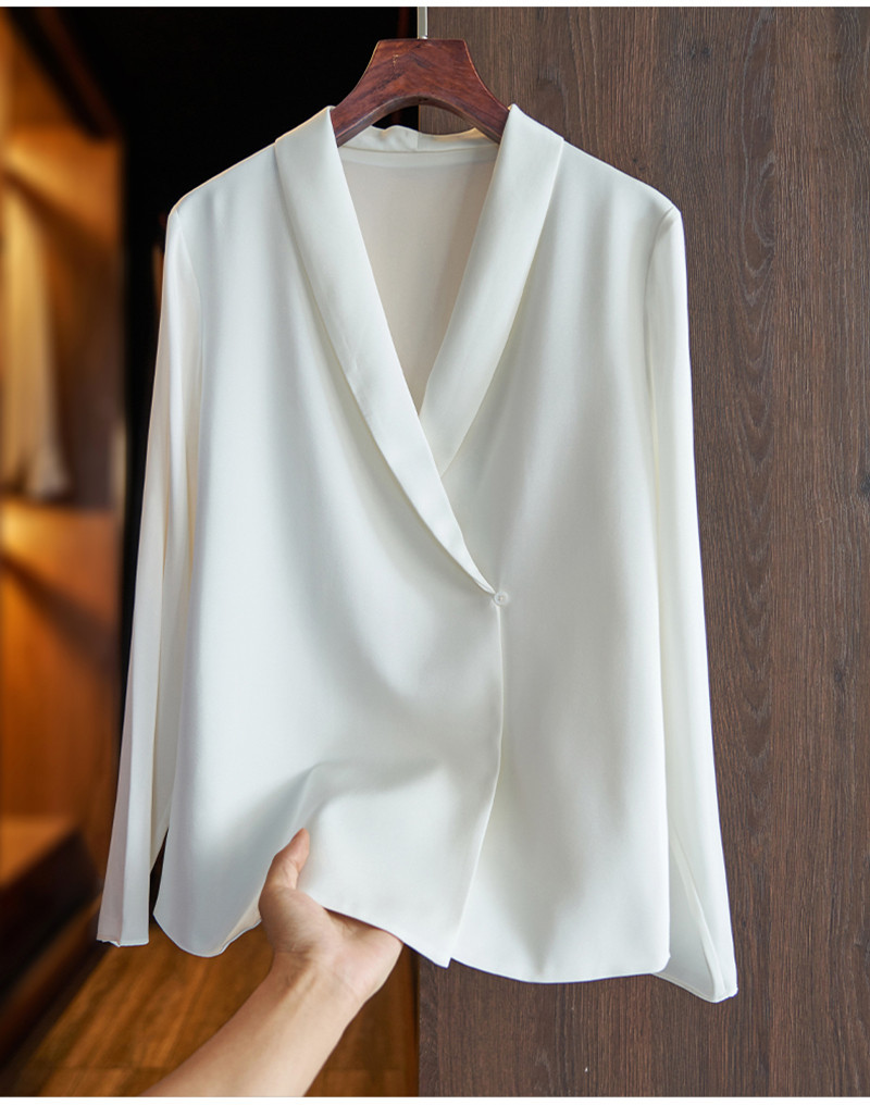 白色长袖真丝雪纺衫图片