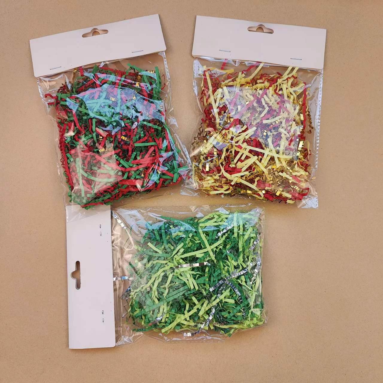 拉菲草批发纸丝喜糖盒礼盒填充物爱情草散装许愿绳拉丝草填充装饰