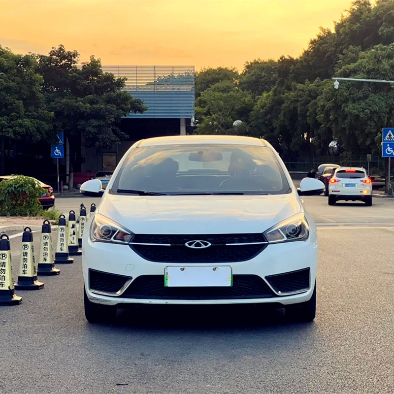 几乎全新 外观高端大气 艾瑞泽5e 2017款 智享版 yrf 二手车-阿里巴巴