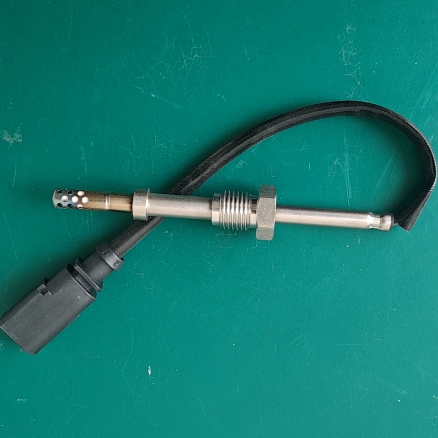 03l906088fq 尾气温度传感器 汽车排温传感器 适用于奥迪 大众
