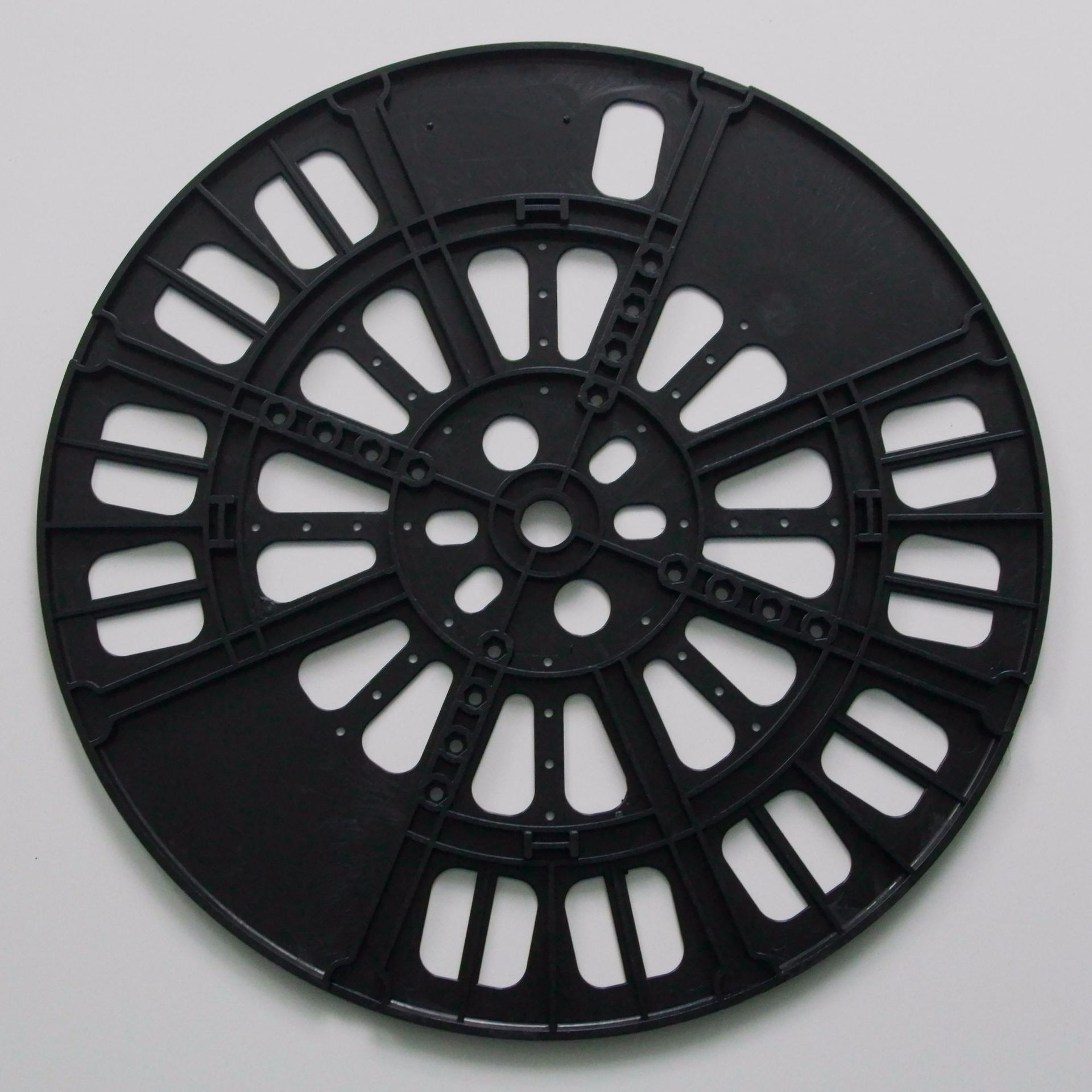 塑胶五金配件胶盘