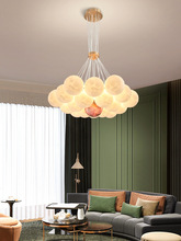 北欧客厅轻奢吊灯设计师创意3D星球月球灯儿童房卧室灯泡泡球灯具