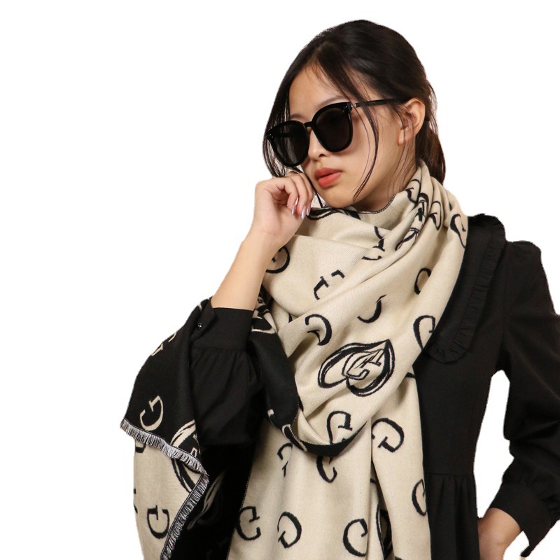 Autumn and Winter Scarf 2022 Cashmere-like New Thickened Jacquard Scarf Japanese and Korean Sweet Style Warm Fashion Scarf Wholesale