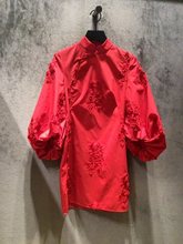 夏季侘寂风新中式国风改良旗袍小众重工刺绣泡泡袖红色连衣裙2024