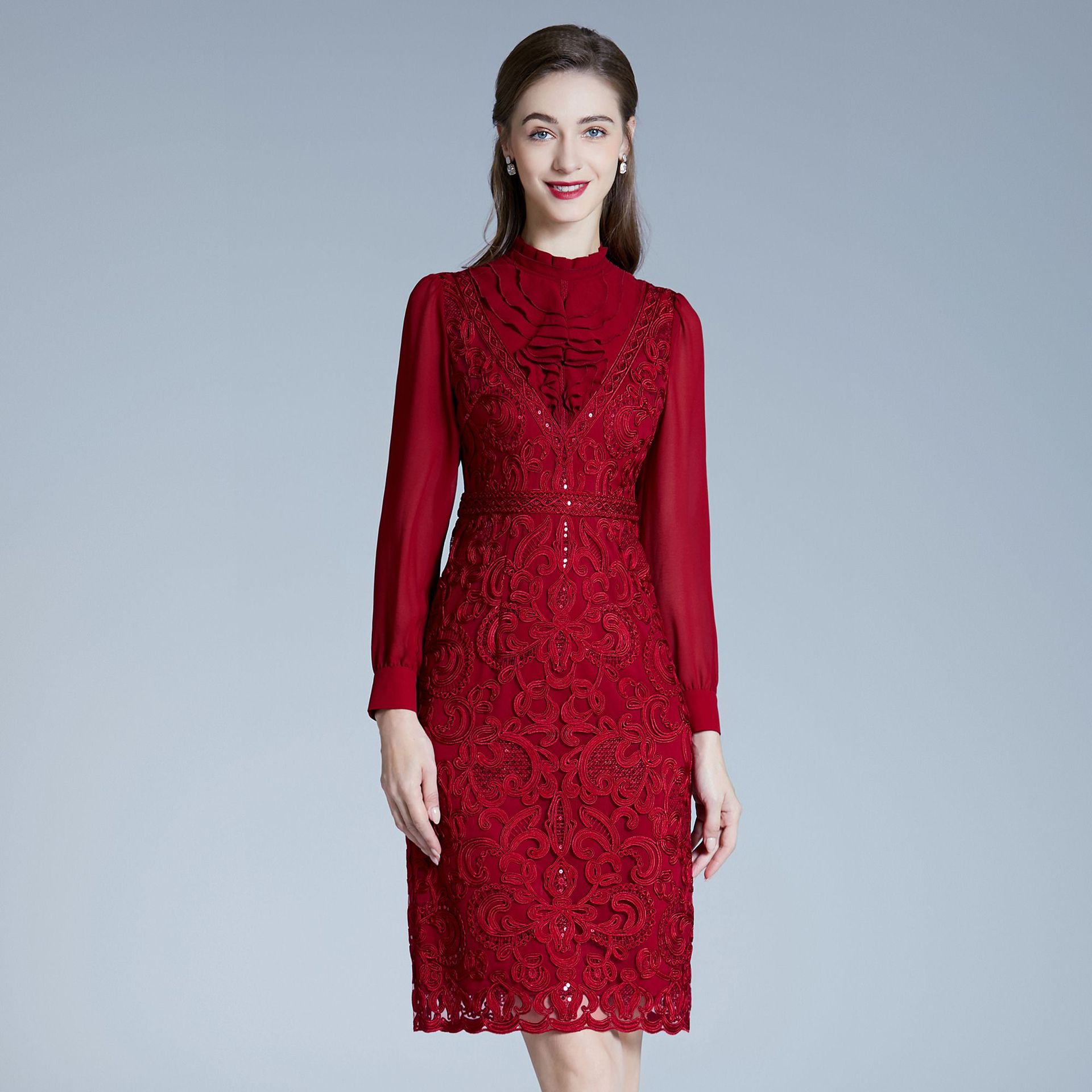 一件代发秋季长袖连衣裙中年时尚妈妈装2022大码包臀红色宴会礼服