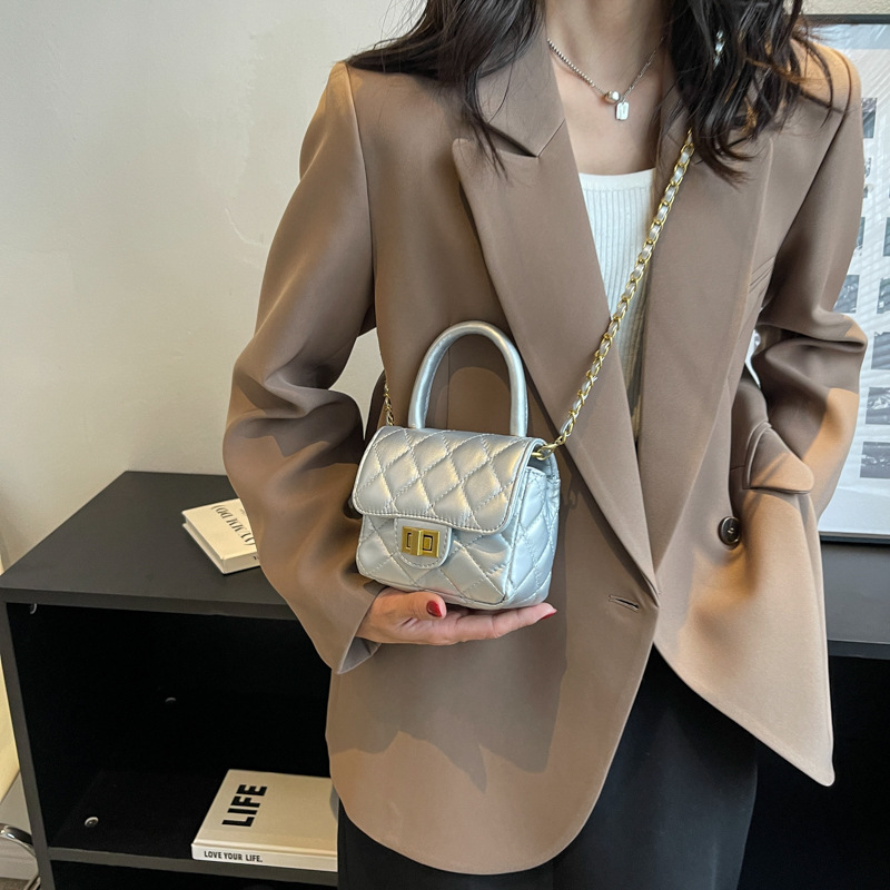 Foreign Trade Bag Cross-Border Women's Bag Popular Diamond Embroidery Thread Portable Small Square Bag Fashion Leisure Chain Shoulder Messenger Bag