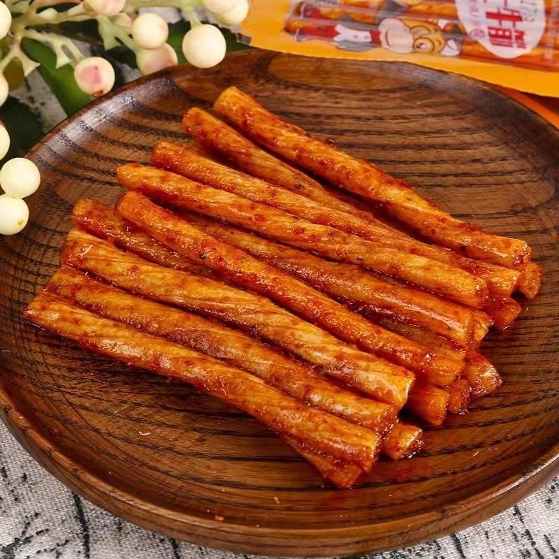 美思缘博士牛筋辣条面筋制品麻辣香辣零食辣棒网红休闲小吃辣卷