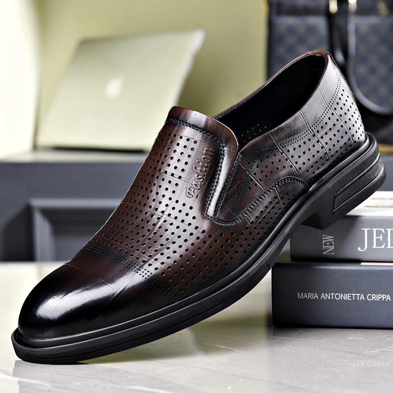 2024夏季新款男士凉鞋商务休闲洞洞打孔男皮凉鞋鞋一脚蹬透气鞋子