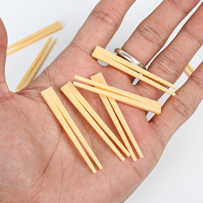 Mini Miniature Simulation Chopsticks Diy Creative Mini Tableware Food and Play Kitchen Toys Dollhouse Scene Accessories