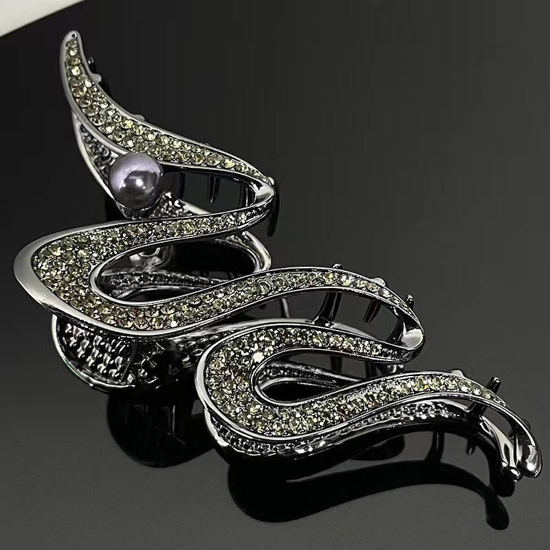 New Metal Diamond Snake-Shaped Oversized Grip European and American Style Black Gold Shark Clip Back Head Updo Hair Clip Hair Accessories