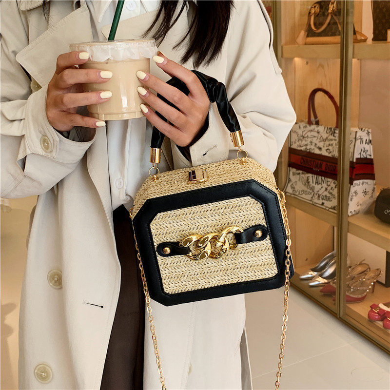 Advanced Texture Niche Bag Female 2023 New Versatile Chain Bag Messenger Bag Popular Straw Portable Box Bag