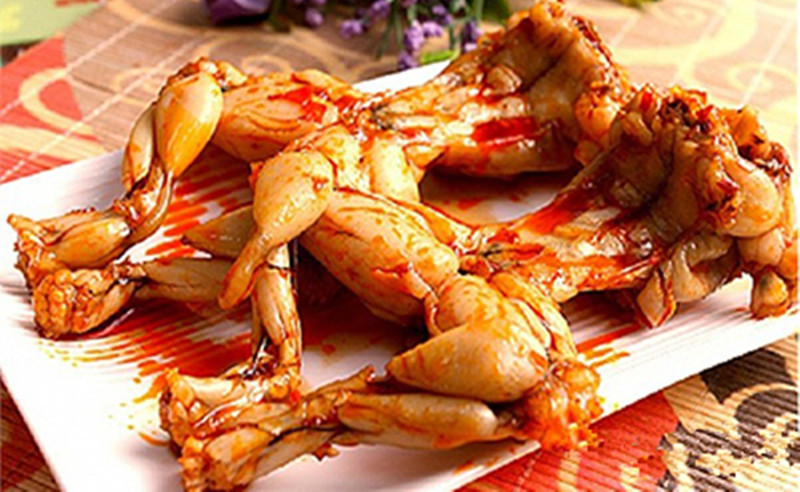 速冻牛蛙大只新鲜冷冻田鸡肉麻辣铁板烧烤肉类干锅牛蛙肉商用食材