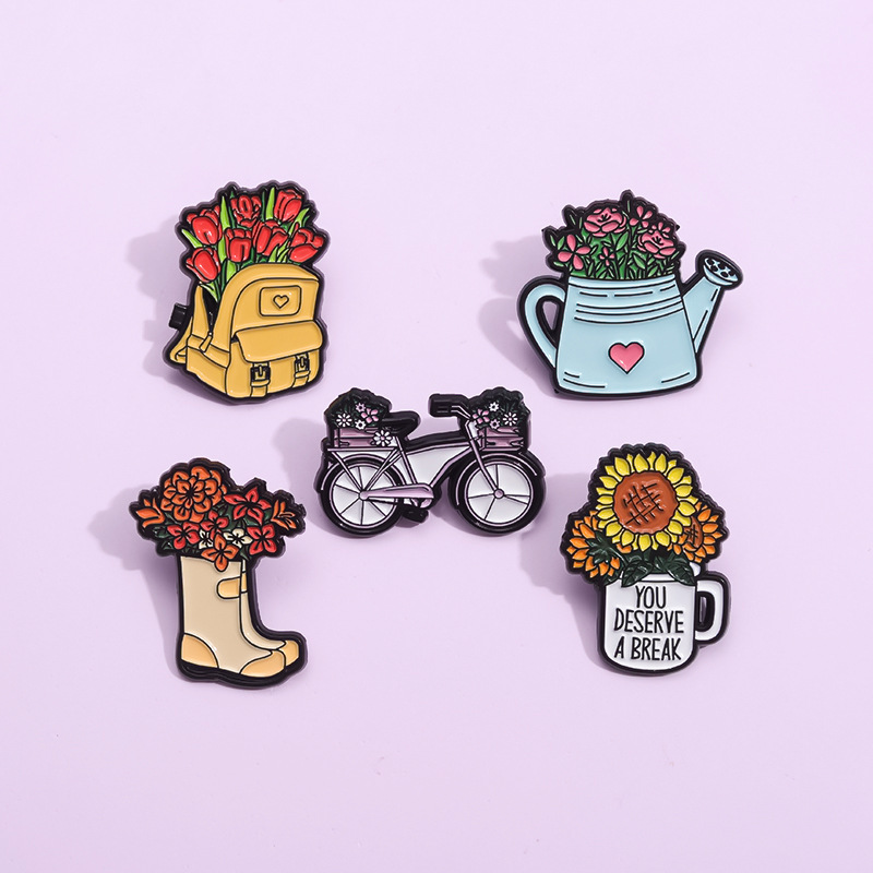 卡通自行车摩托车造型胸针创意雨鞋背包花洒花瓶先后植物金属徽章