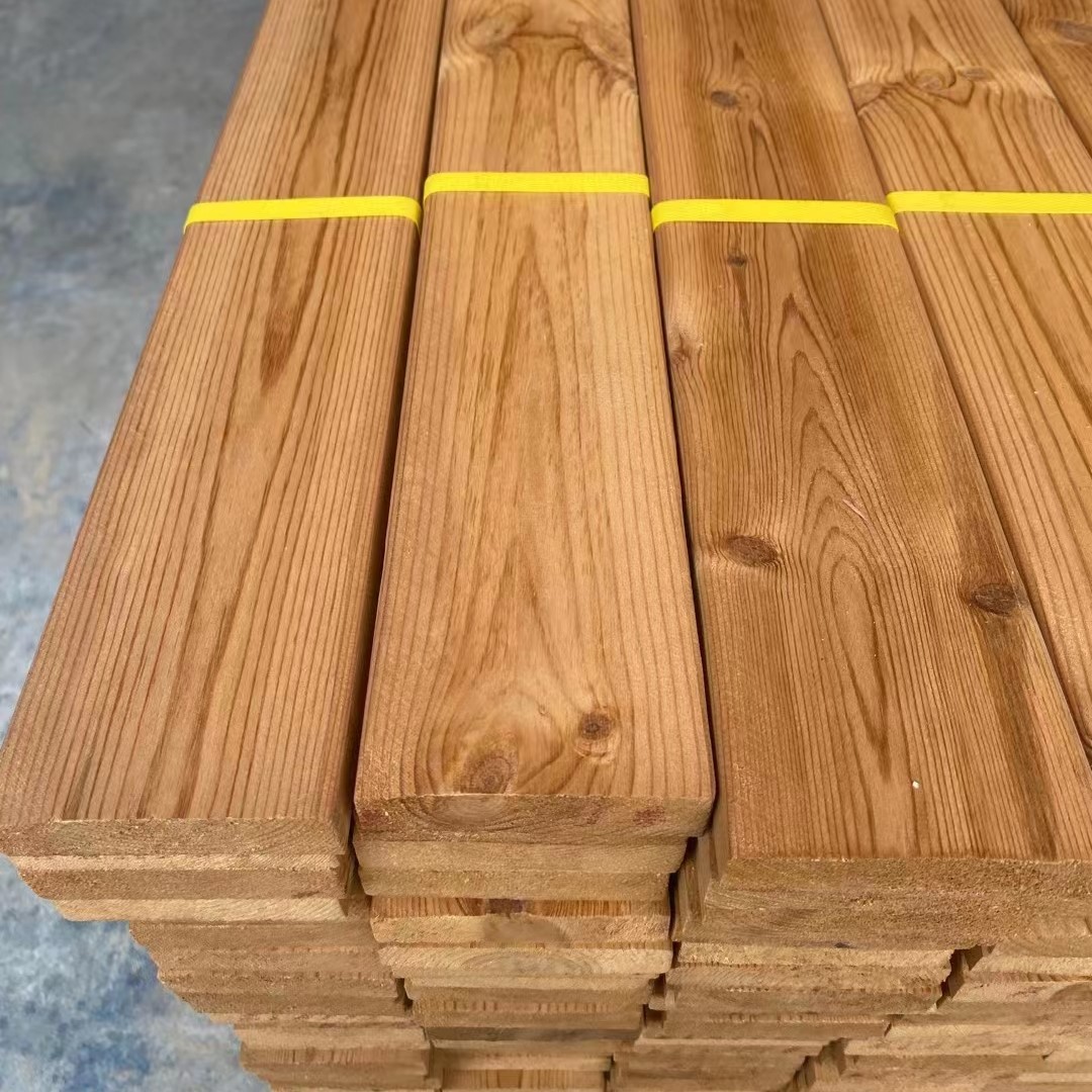 户外深度碳化木防腐木芬兰木防腐木板实木松木板园林木板批发