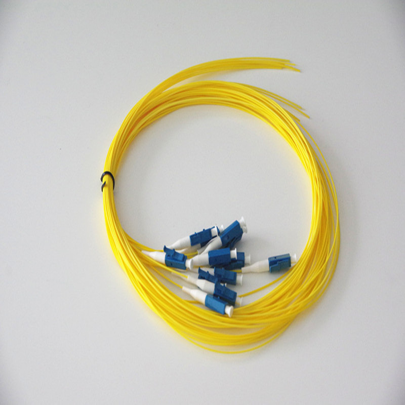 电信单模0.9mm裸纤lc小方头/多模sc裸纤尾纤光纤跳线尾纤现货