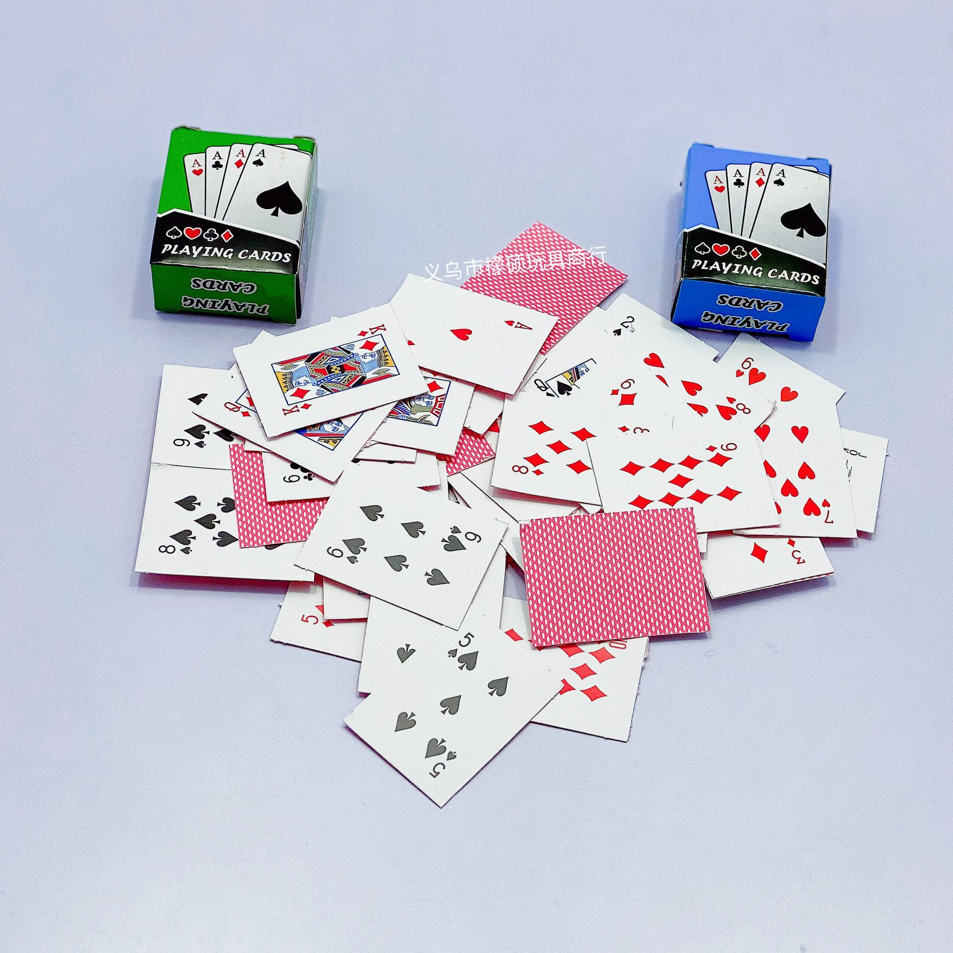 盒装30入迷你扑克牌 旅行便携小扑克牌 创意纸牌家用娱乐牌
