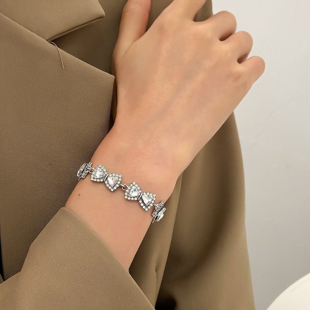 清冷感蝴蝶结锆石抽拉手链高颜值学生党ins 小众设计感高级感手饰