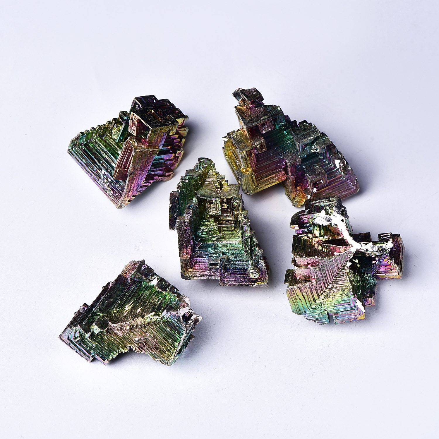 绿色天然金属结晶体铋矿形状不定颜色绚丽彩虹之美稀有金属批发