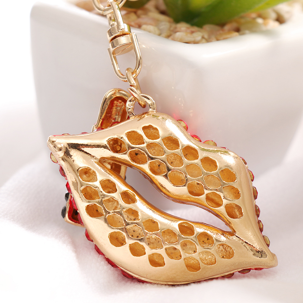 New European and American Diamond Lip Pendant Metal Keychains Three-Dimensional Lipstick Bag Key Chain Small Gift Wholesale