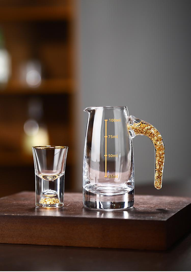 金箔金山白酒杯礼盒套装家用分酒器烈酒杯创意伴手礼酒具代发