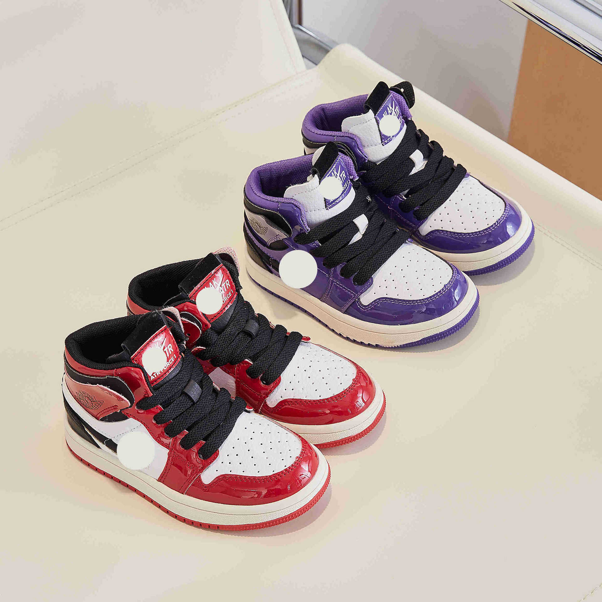 比比我品牌童鞋休闲板鞋2022秋季新款高帮aj字母学生鞋运动休闲鞋