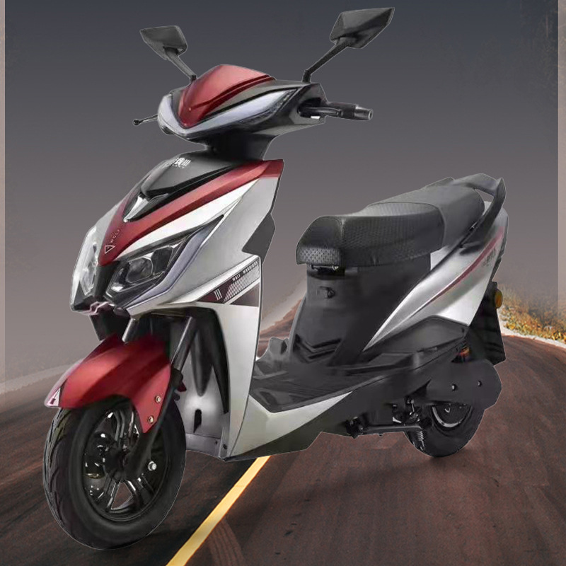 战狼三代电动摩托车可上牌长跑电瓶车踏板高速电摩电动车厂家批发