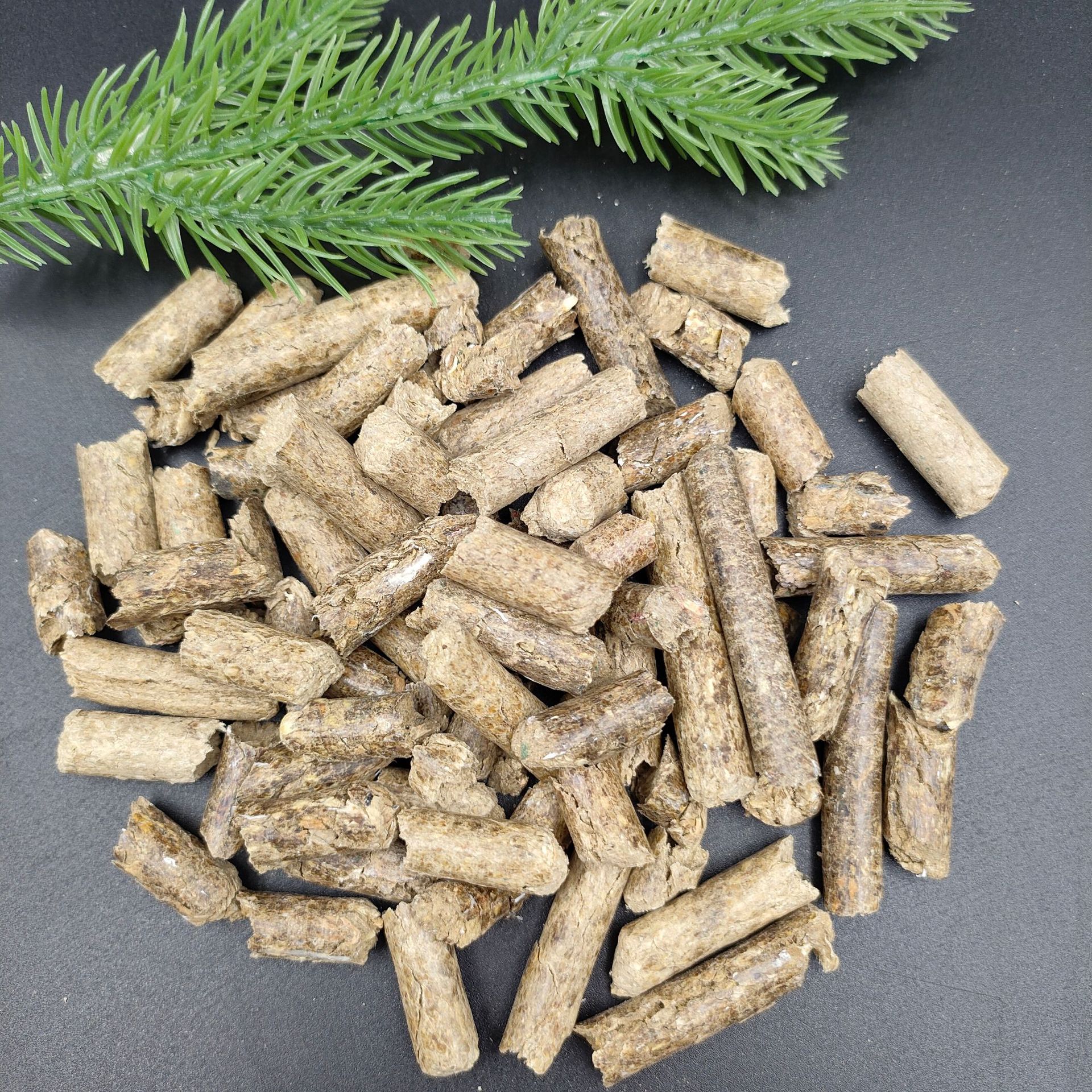 生物质颗粒高热值耐烧不结焦灰分少 新型能源锅炉用木屑木质颗粒