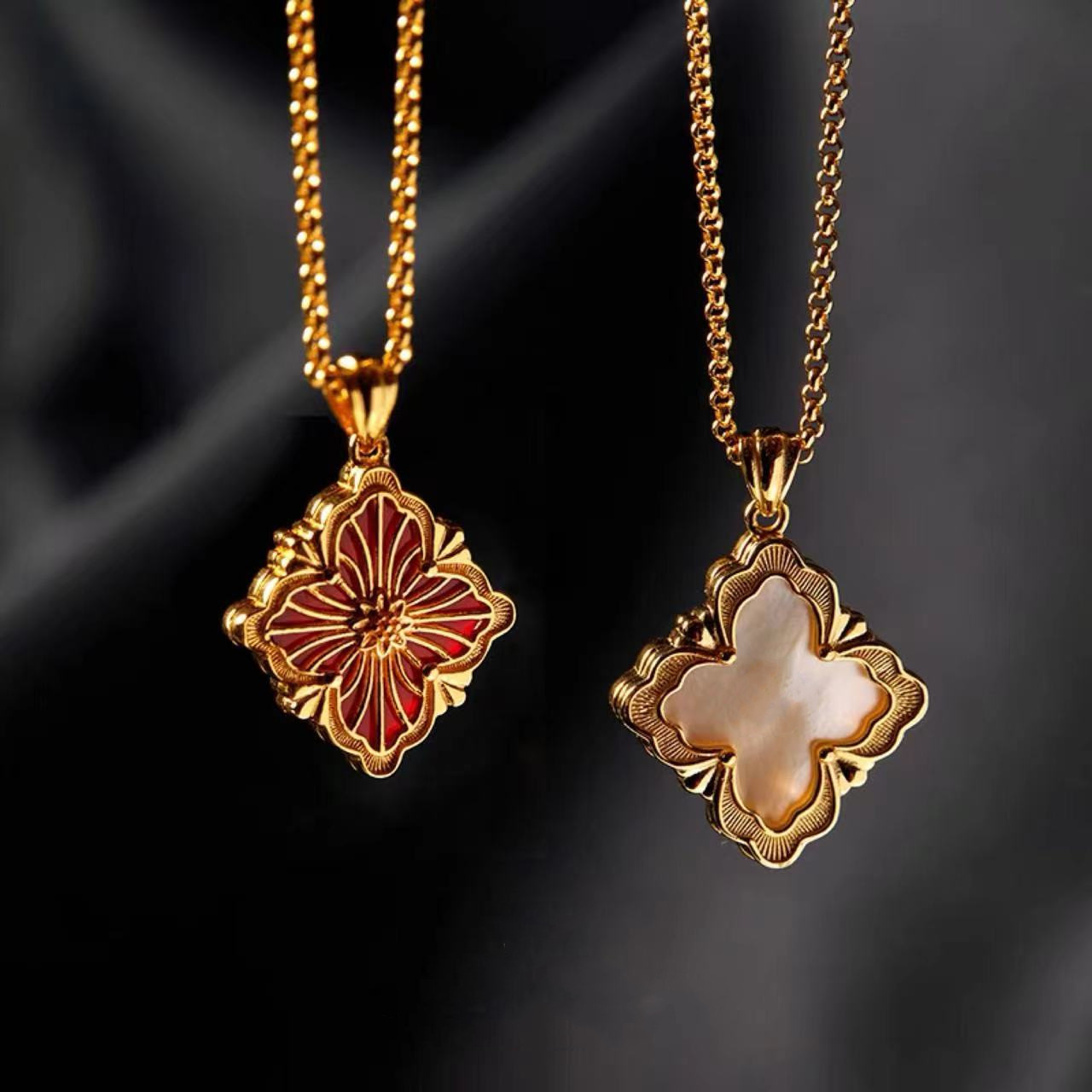 18k金花朵吊坠 au750黄金项饰女士爆款项链单吊坠 水贝黄金批发