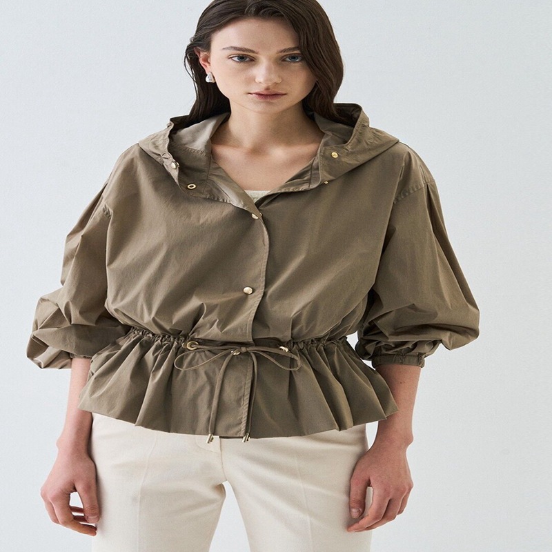 m0419180 韩版24春新时尚休闲范抽绳收腰连帽风衣外套-阿里巴巴