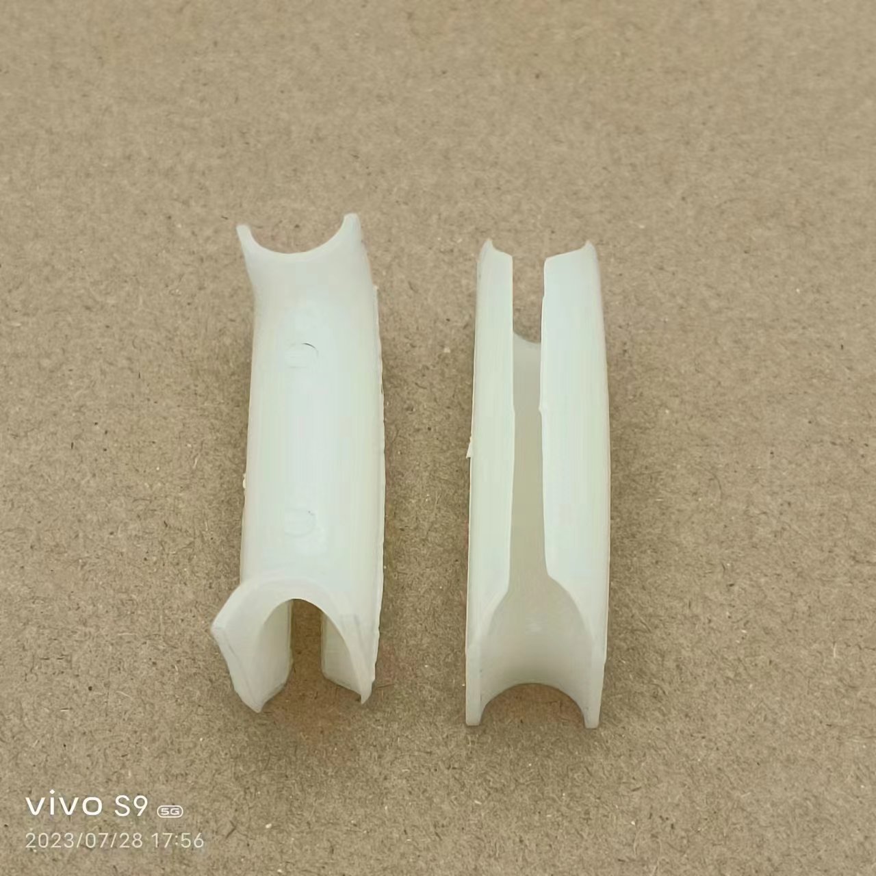 适用于五菱荣光 小卡 新卡单排双排后车厢挂钩套塑料扣汽车卡扣