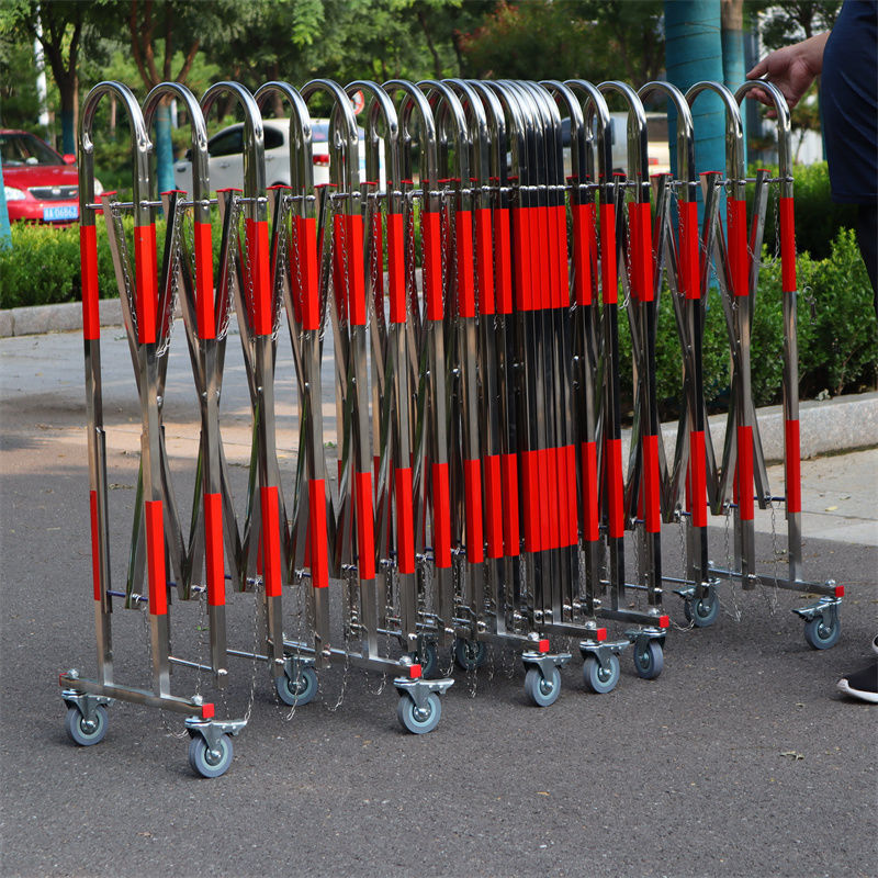 简易不锈钢伸缩门围栏临时幼儿园手动推拉可折叠移动护栏疫情隔离