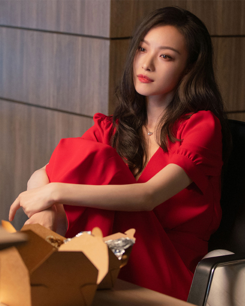 流金岁月朱锁锁倪妮明星同款法式连衣裙v领泡泡袖红裙夏2021新款