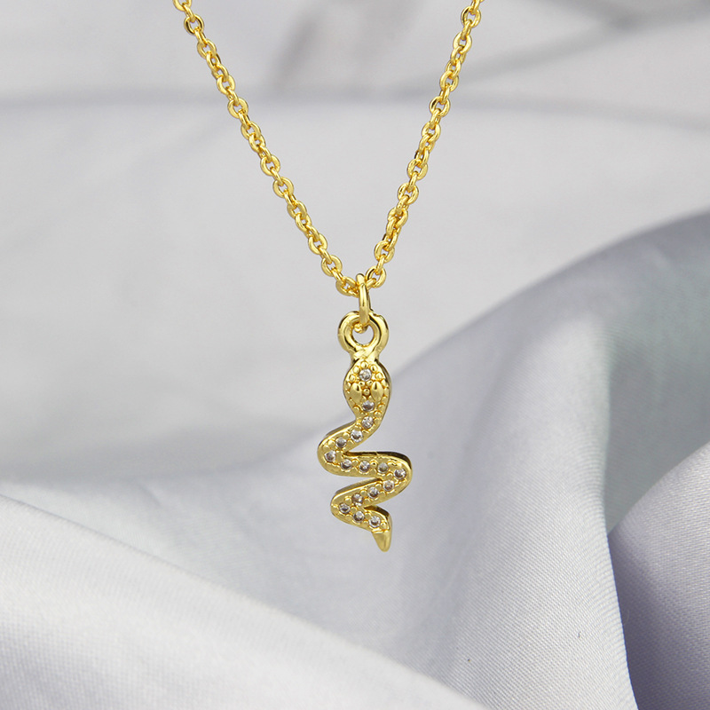 ins镶钻金色小蛇吊坠男女速卖通现货铜镀金diy动物网红项链不掉色