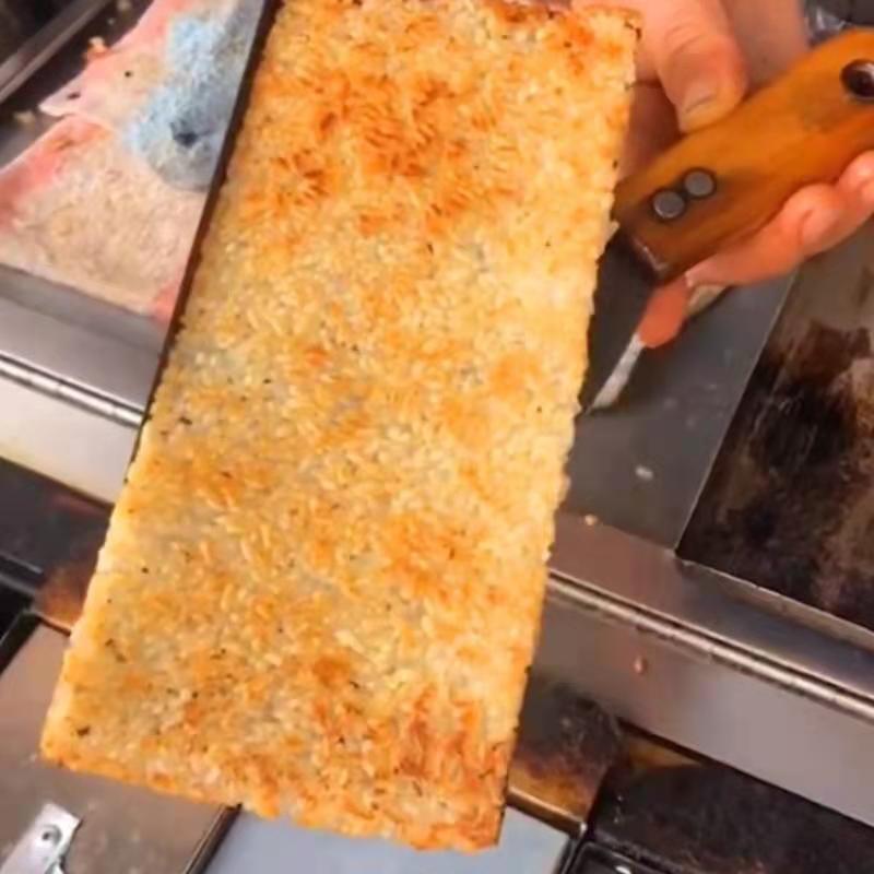 网红湘西土匪锅巴机器燃气现烤锅巴机行走的美食车