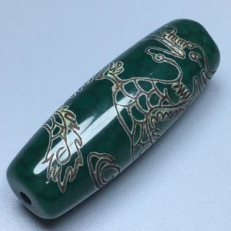 批发玛瑙玉髓绿色龙纹龙老天珠散珠吊坠穿毛衣链当玉坠