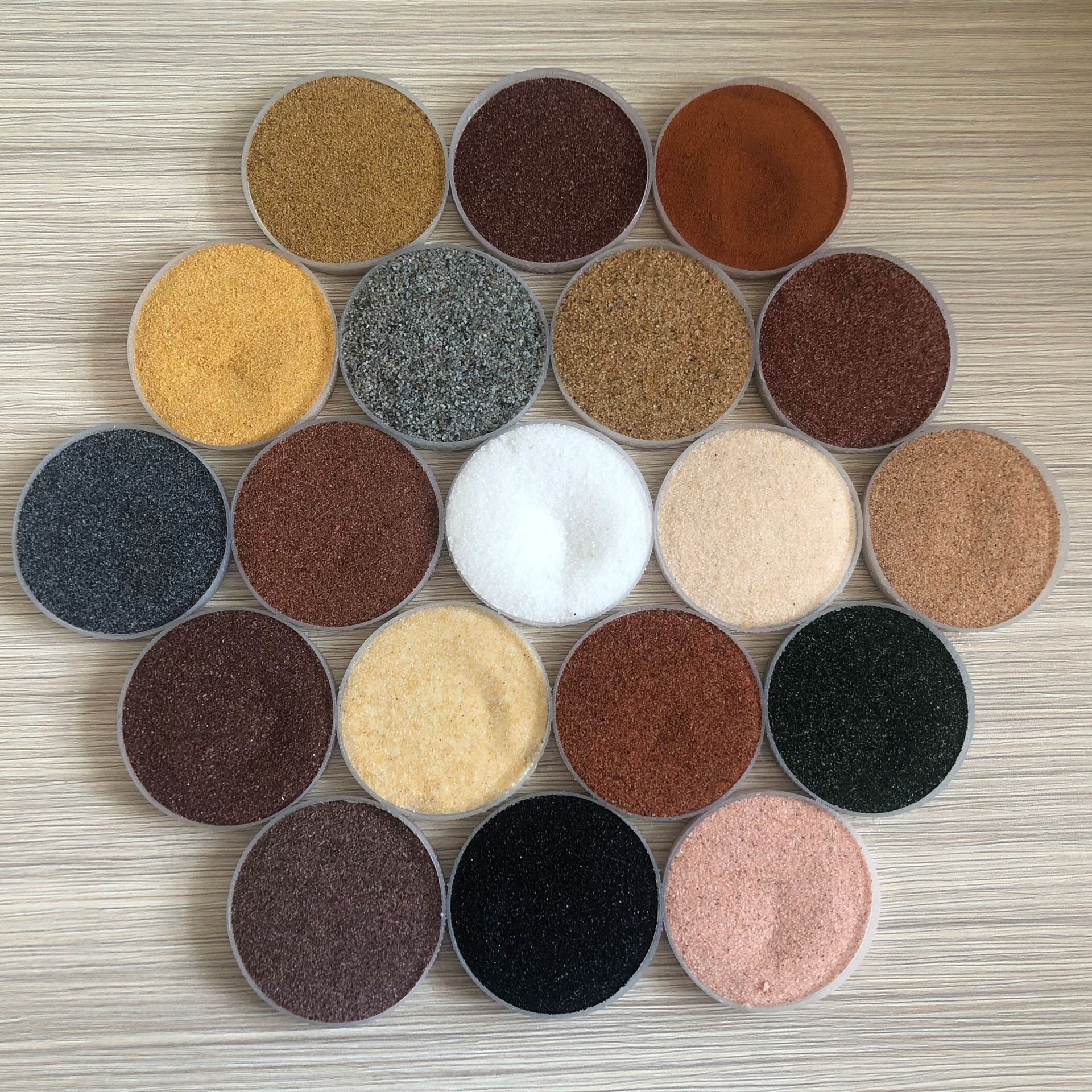 真石漆彩砂仿石材用彩砂天然彩砂pc砖彩砂透水砖彩砂造景彩沙