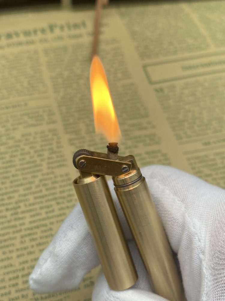 黄铜异型盘龙棍煤油打火机圆柱形可放烟盒便携小巧双节棍火机批发