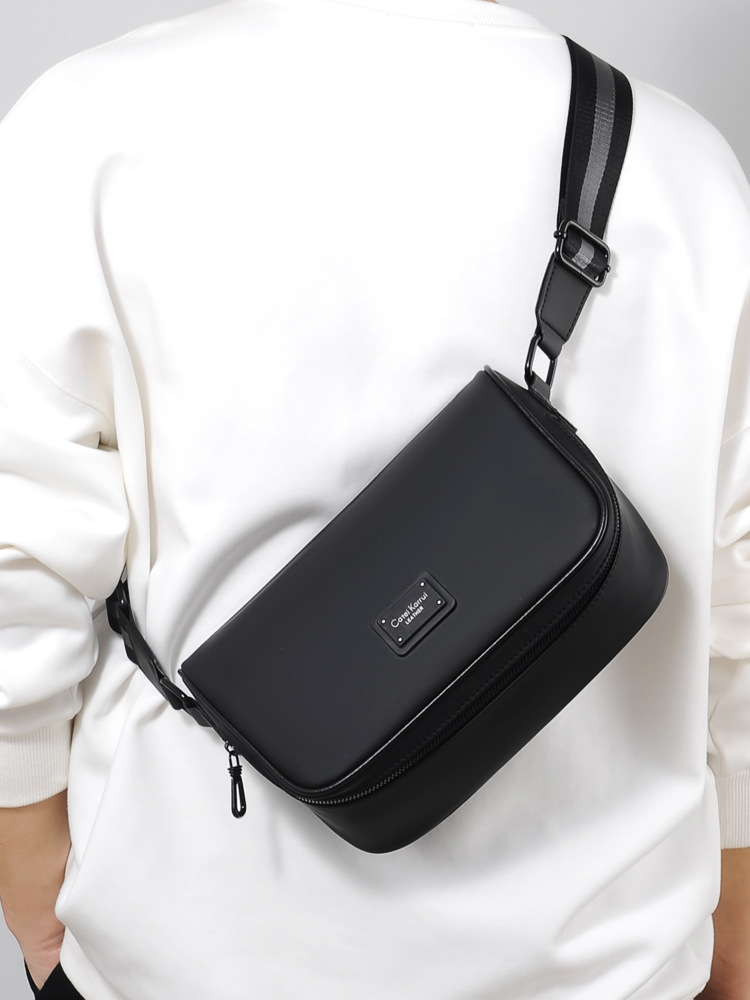 小ck马鞍零钱包