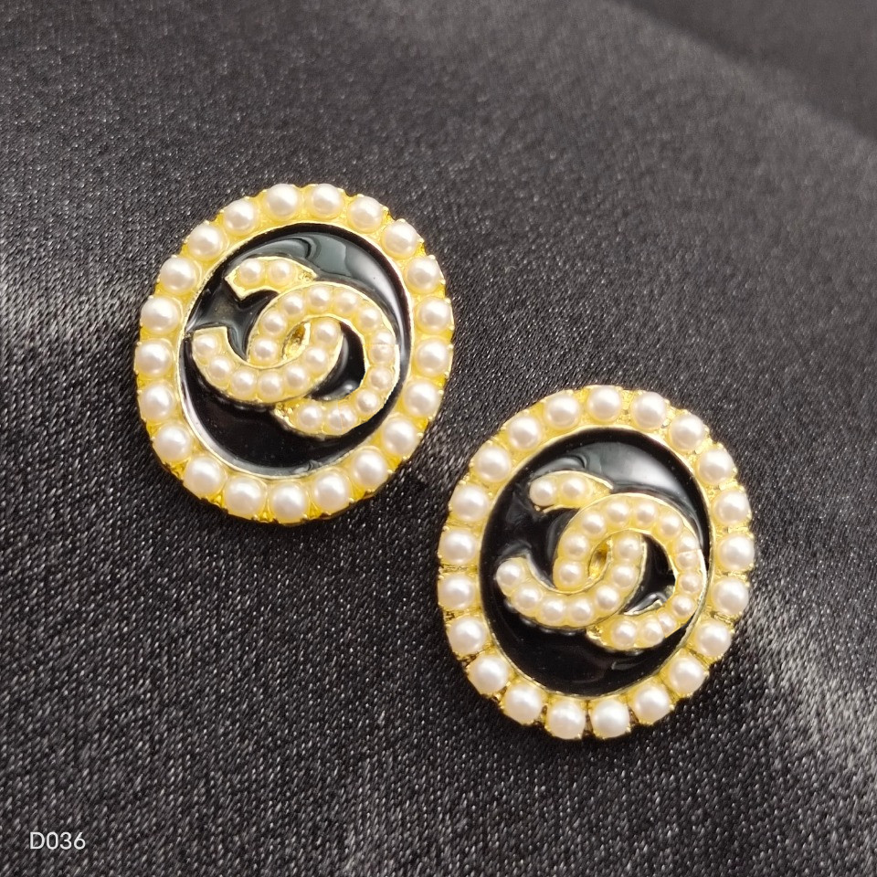 s925银针小香经典双c珍珠耳钉优雅港风女气质小香风高级字母耳饰