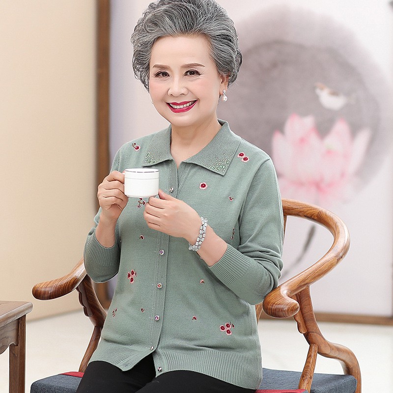 老年人秋装女薄款开衫妈妈上衣服60至70岁奶奶装太太秋冬毛衣外套