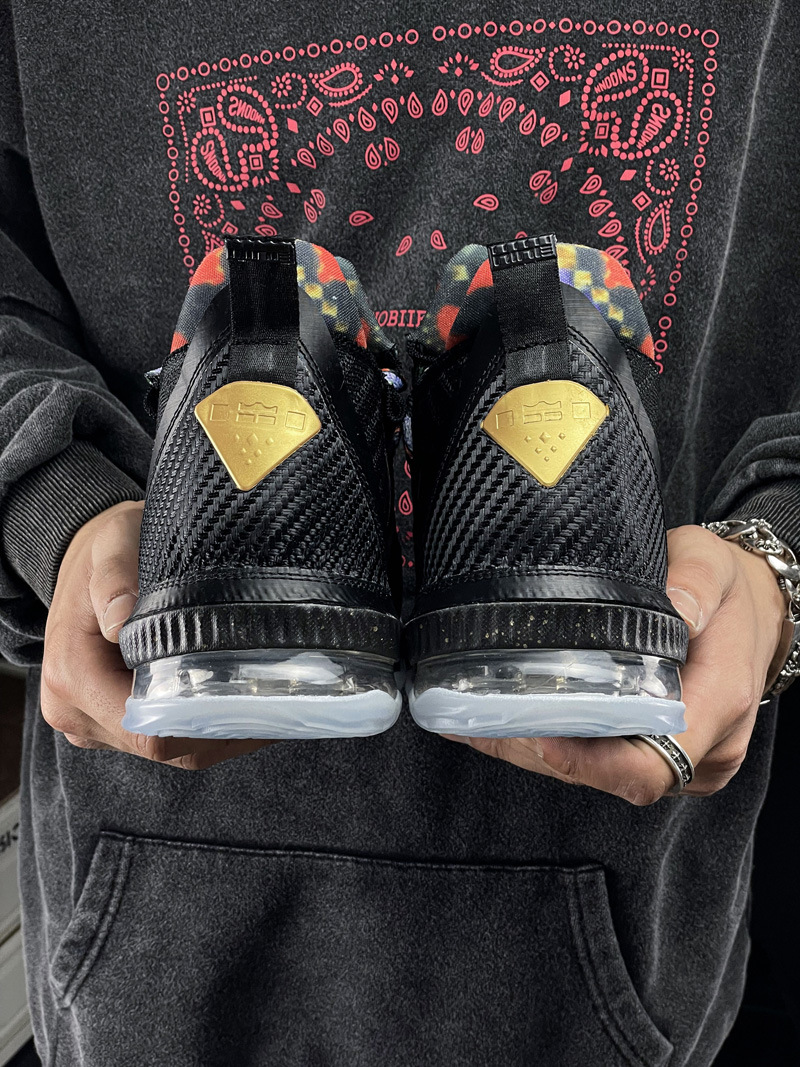 青春潮流詹姆斯球鞋16代全明星联名篮球鞋百搭男子中帮防滑减震