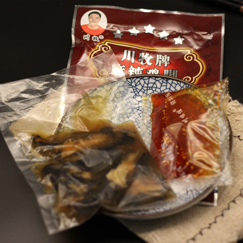 川牧脱骨麻辣鸡爪红油无骨乌黑凤爪即食鸡脚零食四川盐帮凉菜清真