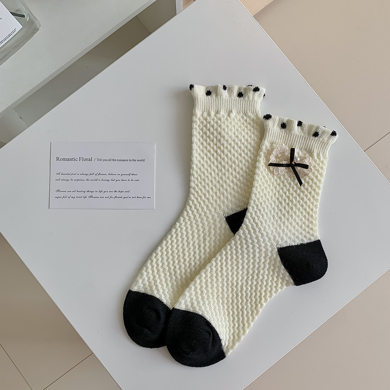 Women's Socks Korean Style Black and White Preppy Style Cute Combed Cotton Simple Mid-Calf Ornament Socks