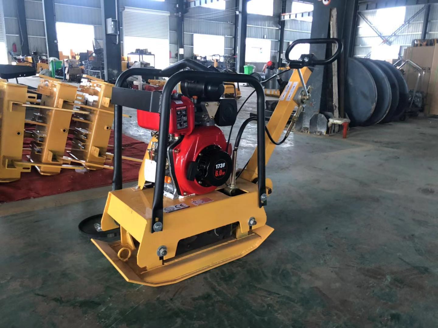 双向平板夯厂家双向振动平板夯图片 振动平板夯